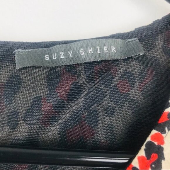 Suzy  Shier Animal print pleated blouson top size L - Picture 10 of 13